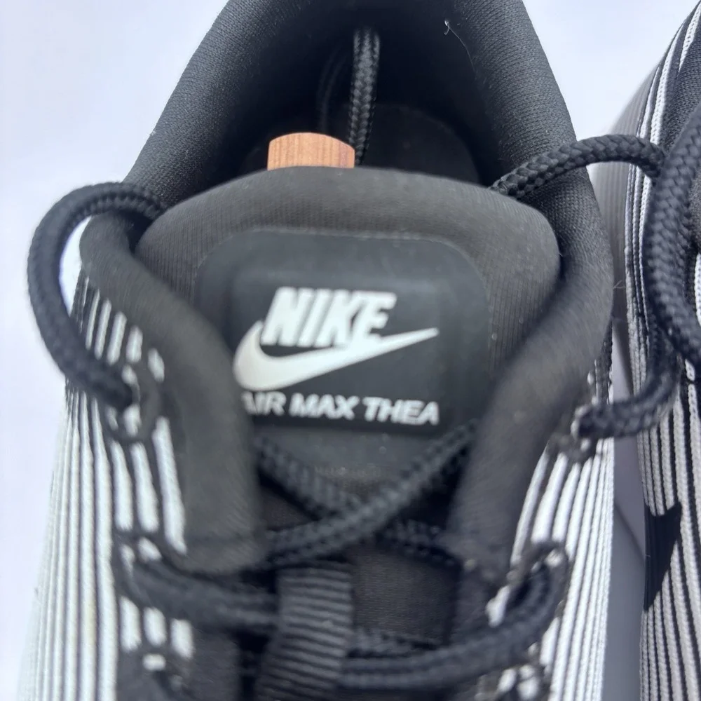 NIKE Air Max Thea Running Shoes Sneakers Women's 6 Black White Striped EUC